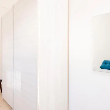 Dimora Bianca サン・チェザーリオ・ディ・レッチェ